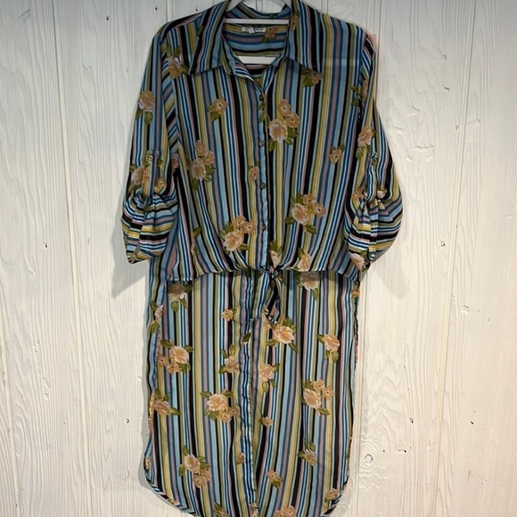 Mileage BLOUSE WITH TIE WAIST AND LONGER SHIRT TAIL BACK size.XL - Picture 1 of 12